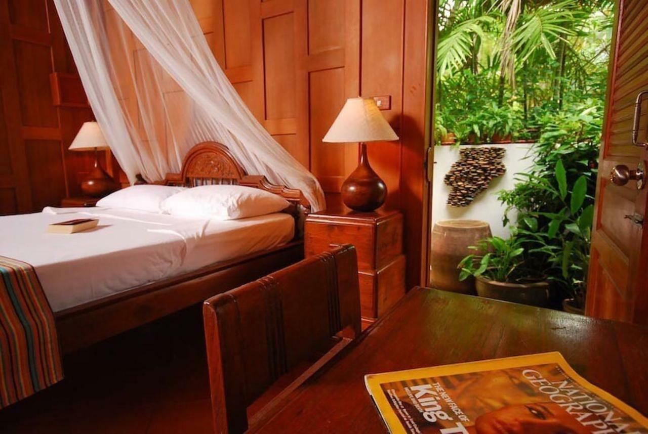 Baan Mai Beachfront Lone Island Phuket Exteriör bild